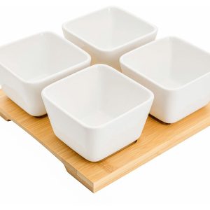 Miseczki na bambusowej podstawce Adria porcelanowe 4 szt. białe 50541 Miseczki na bambusowej podstawce Adria porcelanowe 4 szt. białe 50541