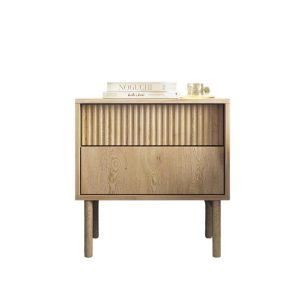 Modny stolik nocny z szufladami i ryflowaniem dąb cremona KAVO 990731 Modny stolik nocny z szufladami i ryflowaniem dąb cremona KAVO 990731