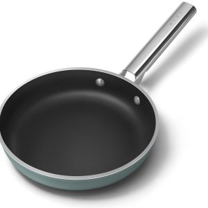 Patelnia Smeg FPF2402EGM 24cm Szmaragdowa 1073514 Patelnia Smeg FPF2402EGM 24cm Szmaragdowa 1073514