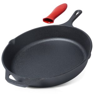 Patelnia żeliwna z silikonową nakładką CAST LINE 30 cm 312832 Patelnia żeliwna z silikonową nakładką CAST LINE 30 cm 312832