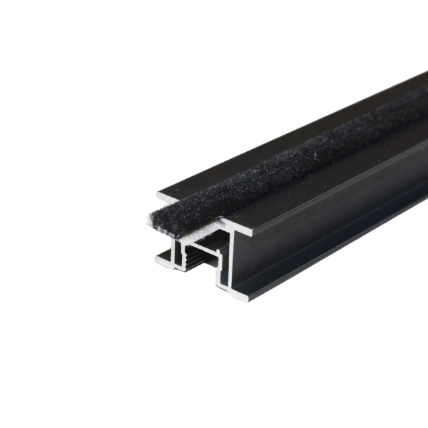 Szczotka odbojowa, wsuwana do drzwi przesuwnych 14x4 mm - Czarna 6m 947049